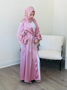 Aiylah Pink Satin Abaya Hijabimama